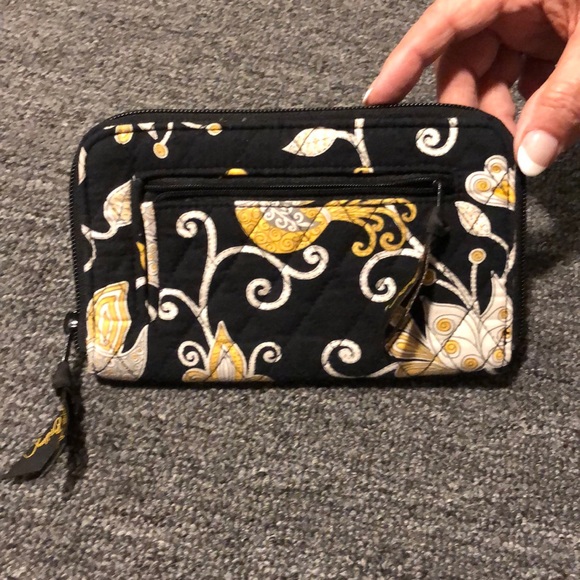 Wallet - Picture 2 of 3